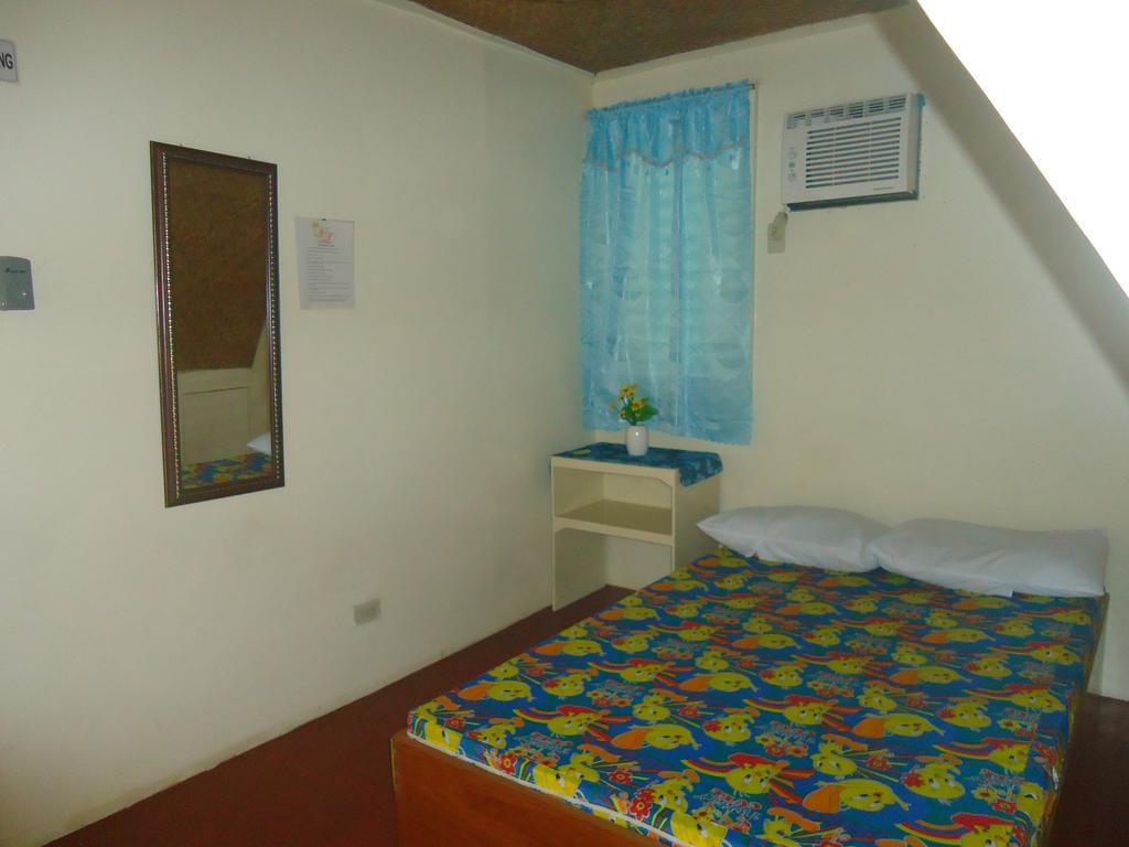 Villa Travelista Travel Lodge Puerto Princesa Rum bild